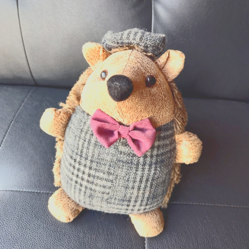 Hedgehog doorstop